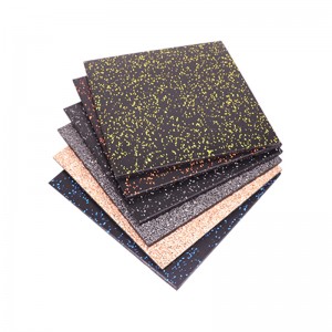 Carreaux de sol en caoutchouc